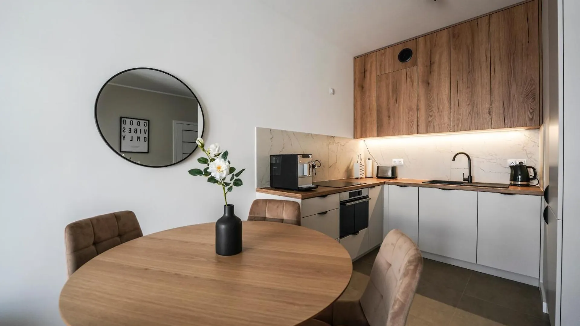 River Point Mieszczanska 24 M50 Wroclaw